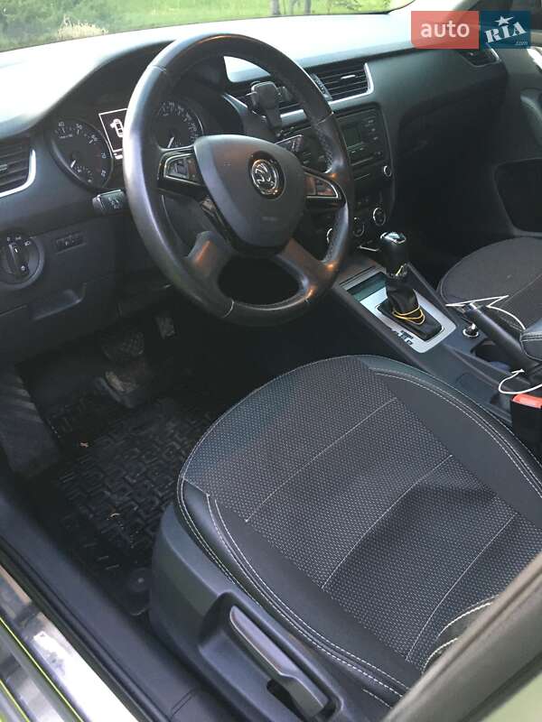 Лифтбек Skoda Octavia 2013 в Жовкве