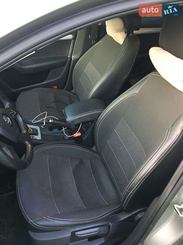 Лифтбек Skoda Octavia 2013 в Жовкве