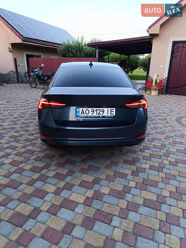 Лифтбек Skoda Octavia 2021 в Виноградове