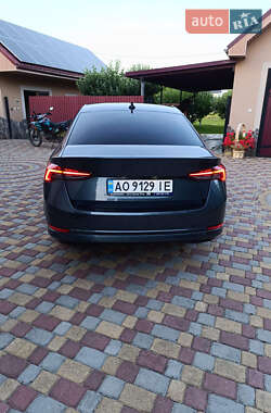 Лифтбек Skoda Octavia 2021 в 