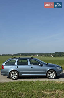 Универсал Skoda Octavia 2009 в 