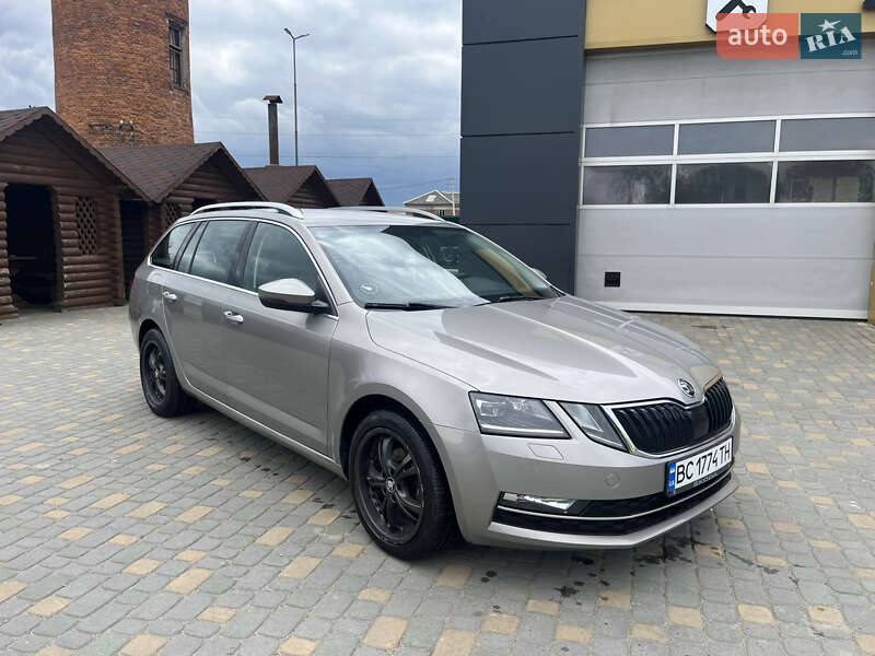 Универсал Skoda Octavia 2019 в Самборе