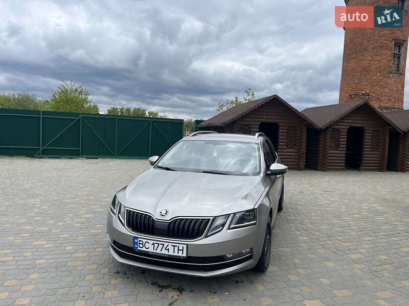 Универсал Skoda Octavia 2019 в Самборе