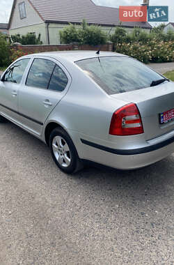 Лифтбек Skoda Octavia 2005 в 