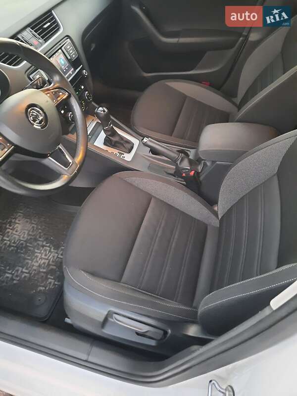 Лифтбек Skoda Octavia 2017 в Запорожье фото 7 Лифтбек Skoda Octavia 2017 в Запорожье