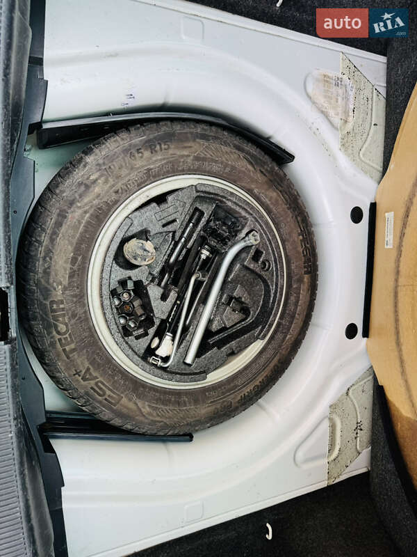 Універсал Skoda Octavia 2012 в Житомирі