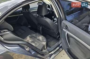 Лифтбек Skoda Octavia 2009 в 