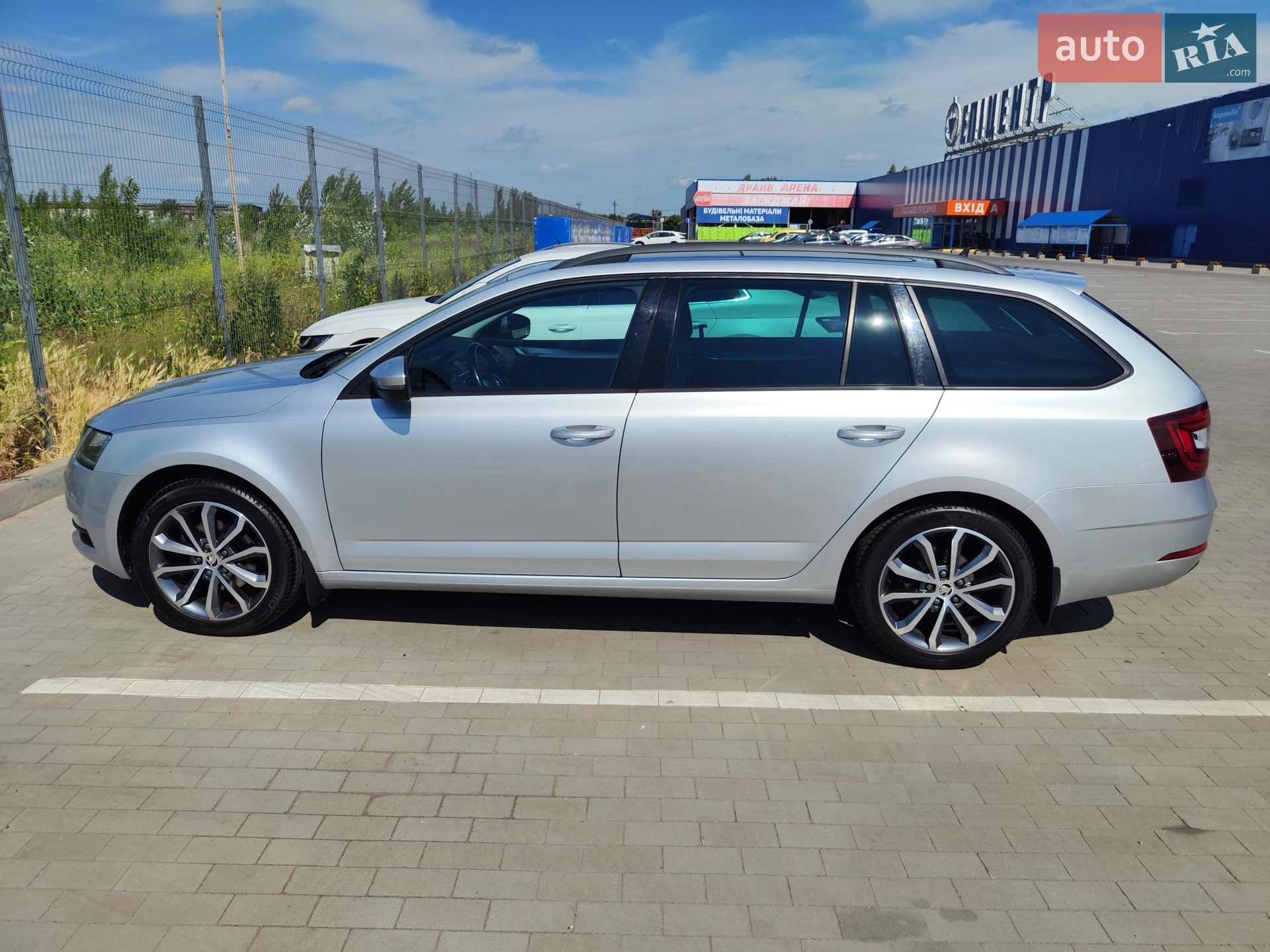 2017 Skoda Octavia - мініатюра 10