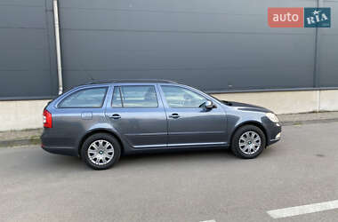Універсал Skoda Octavia 2010 в 