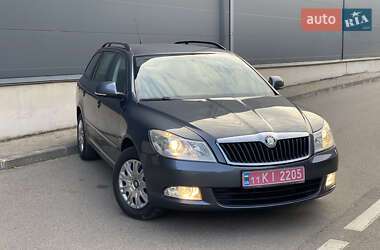 Універсал Skoda Octavia 2010 в 