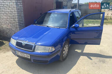 Универсал Skoda Octavia 2006 в Новояворовске