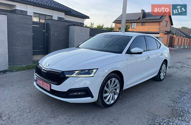 Лифтбек Skoda Octavia 2022 в Виннице