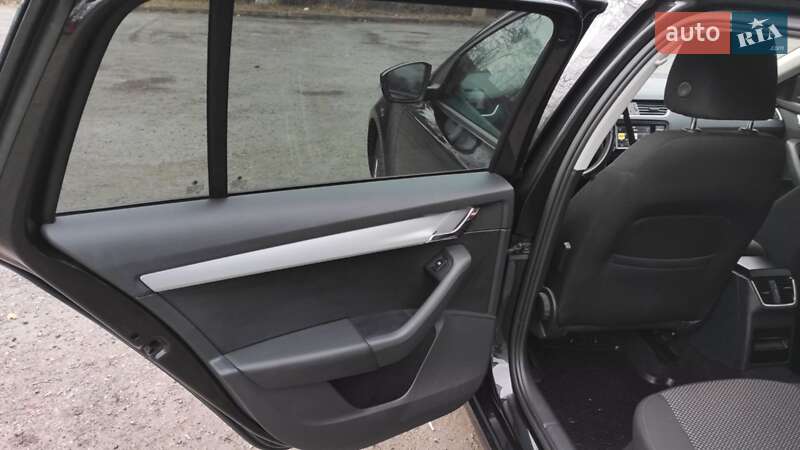 Універсал Skoda Octavia 2016 в Тернополі