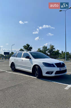 Универсал Skoda Octavia 2009 в 