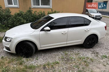 Лифтбек Skoda Octavia 2014 в 