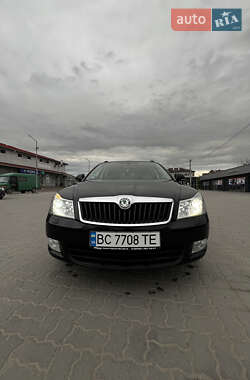 Универсал Skoda Octavia 2012 в 