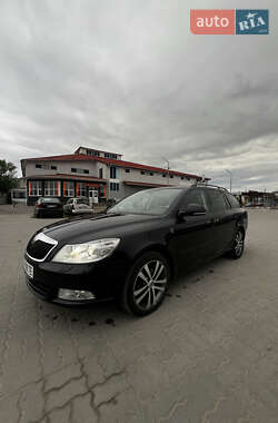 Универсал Skoda Octavia 2012 в Золочеве