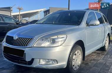 Универсал Skoda Octavia 2010 в Луцке