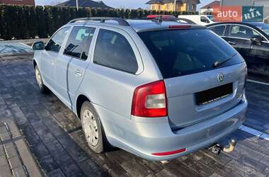 Универсал Skoda Octavia 2010 в 