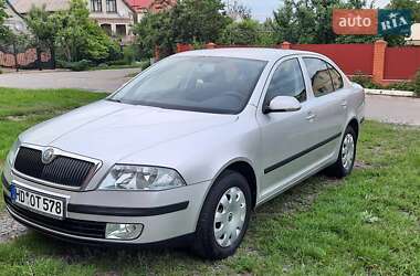 Лифтбек Skoda Octavia 2006 в 