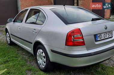 Лифтбек Skoda Octavia 2006 в 