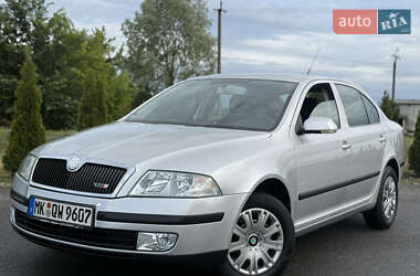 Лифтбек Skoda Octavia 2005 в 