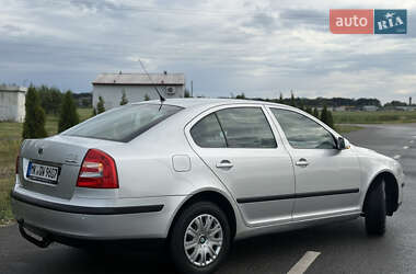 Лифтбек Skoda Octavia 2005 в 