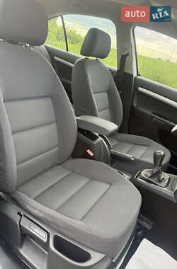 Лифтбек Skoda Octavia 2005 в 