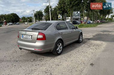 Лифтбек Skoda Octavia 2011 в 