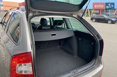 Універсал Skoda Octavia 2012 в 