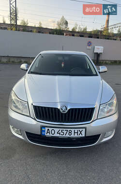 Лифтбек Skoda Octavia 2009 в 