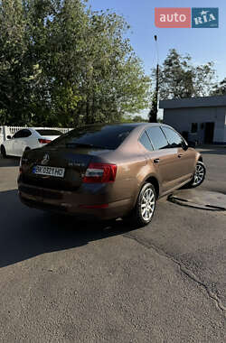 Лифтбек Skoda Octavia 2016 в 