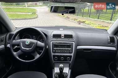 Ліфтбек Skoda Octavia 2012 в 