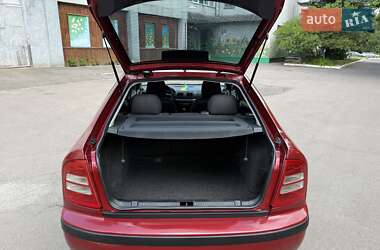Лифтбек Skoda Octavia 2006 в 