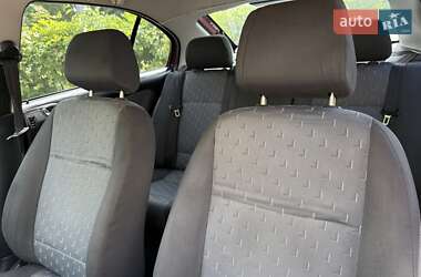 Лифтбек Skoda Octavia 2006 в 