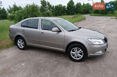 Лифтбек Skoda Octavia 2012 в 