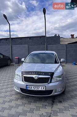 Лифтбек Skoda Octavia 2012 в 