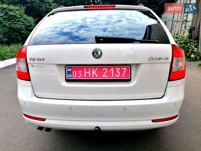 Универсал Skoda Octavia 2012 в Одессе