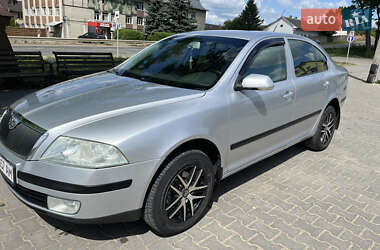 Лифтбек Skoda Octavia 2005 в Черновцах