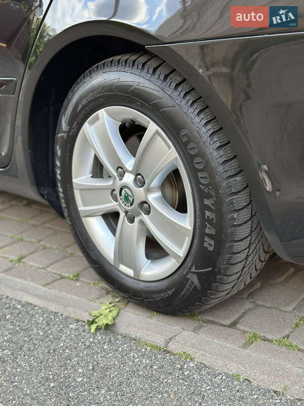 Універсал Skoda Octavia 2010 в Києві фото 15 Універсал Skoda Octavia 2010 в Києві