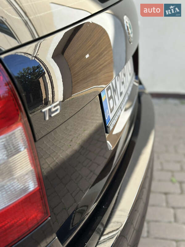 Універсал Skoda Octavia 2010 в Києві фото 16 Універсал Skoda Octavia 2010 в Києві