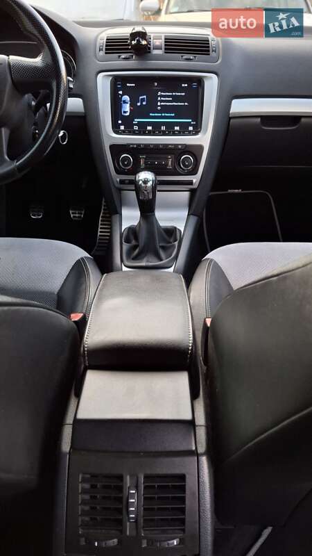 Універсал Skoda Octavia 2009 в Покровському