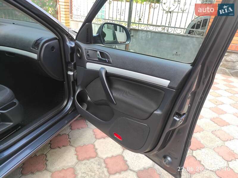 Універсал Skoda Octavia 2011 в Бердичеві