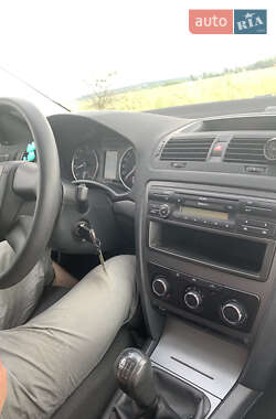 Универсал Skoda Octavia 2010 в 