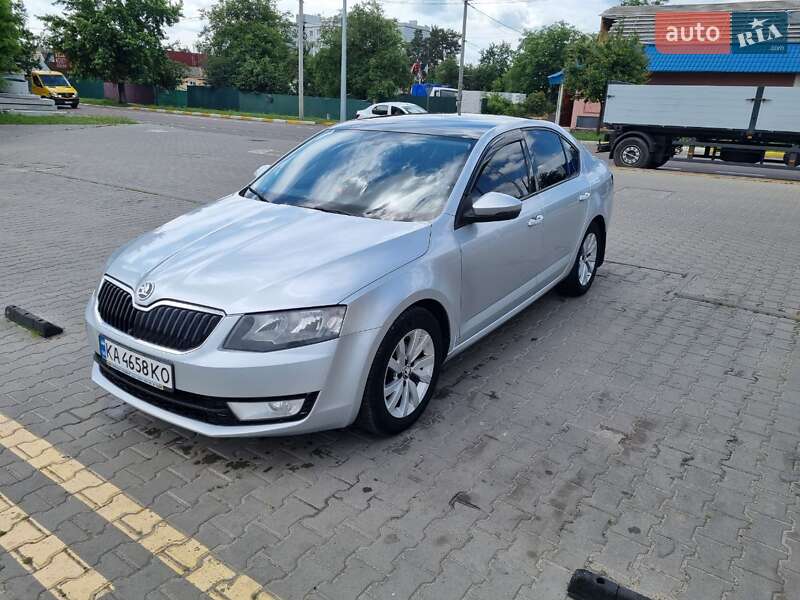 Лифтбек Skoda Octavia 2014 в 