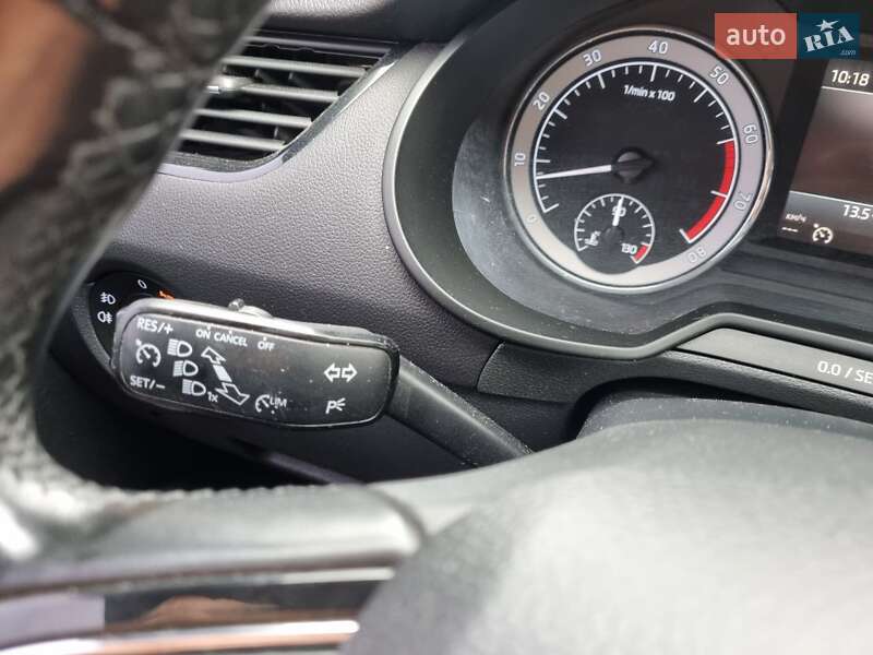 Лифтбек Skoda Octavia 2014 в Ирпене