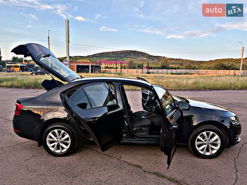 Лифтбек Skoda Octavia 2018 в Берегово