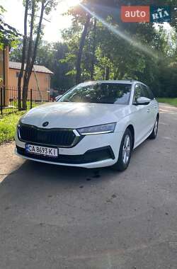Универсал Skoda Octavia 2020 в Киеве