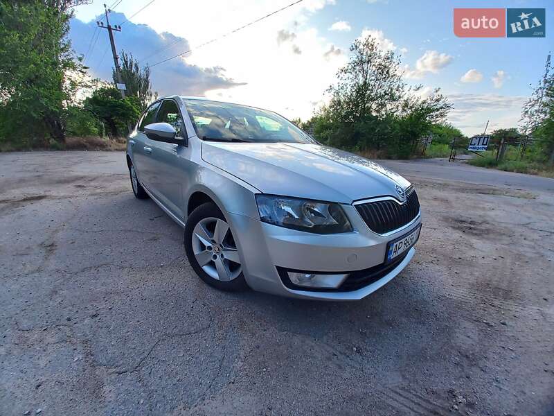 Лифтбек Skoda Octavia 2013 в 
