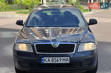 Универсал Skoda Octavia 2012 в 